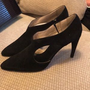 Prada suede shoes size 40 brand new in box.